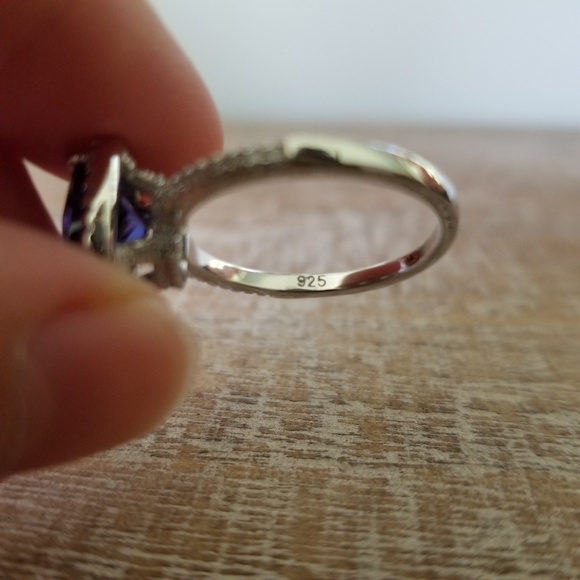 💜9.5ct Tanzanite and Sterling Ring💜 - Picture 4 of 6